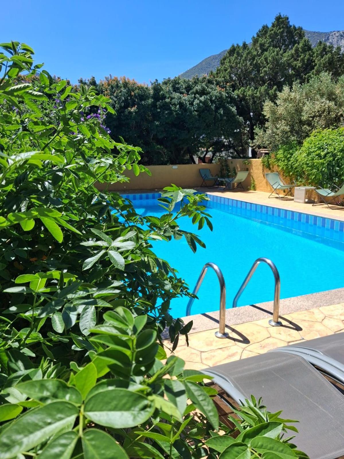 קאלה גונונה Hotel La Playa מראה חיצוני תמונה