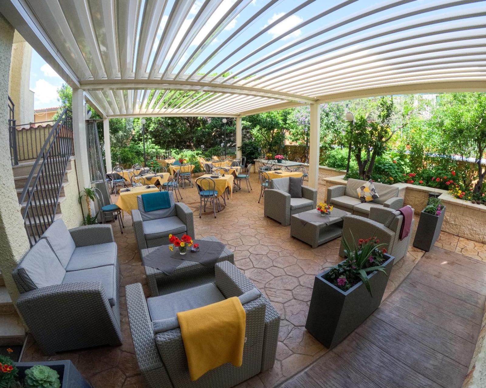 קאלה גונונה Hotel La Playa מראה חיצוני תמונה