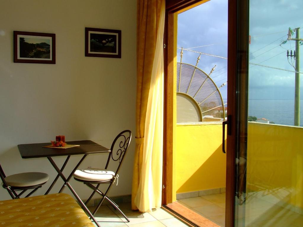 קאלה גונונה Hotel La Playa חדר תמונה