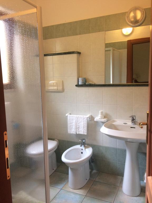 קאלה גונונה Hotel La Playa מראה חיצוני תמונה