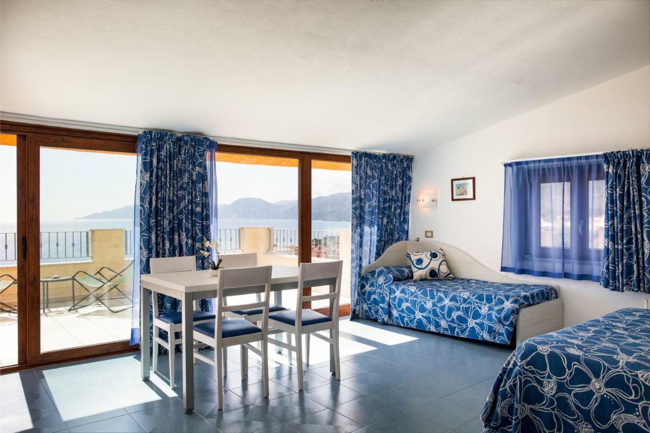 קאלה גונונה Hotel La Playa מראה חיצוני תמונה