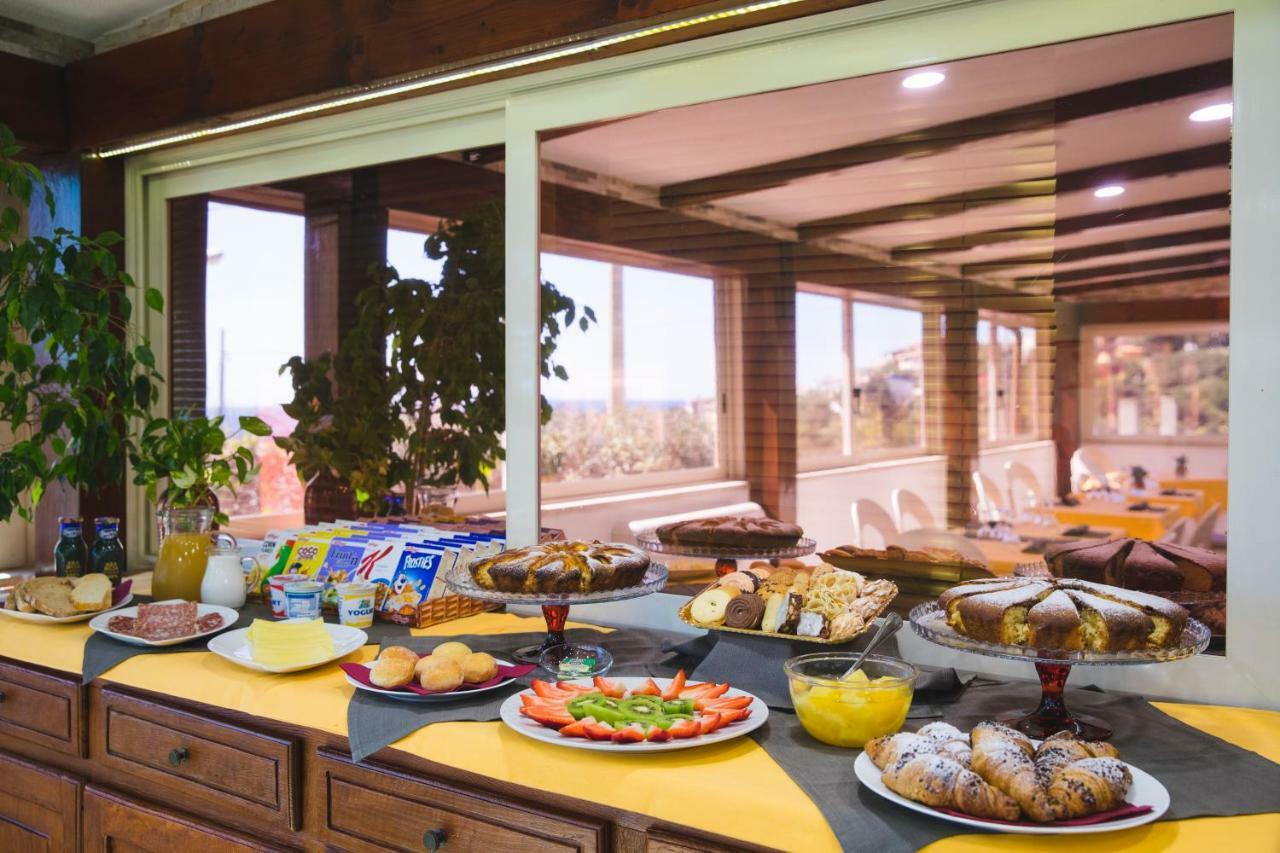קאלה גונונה Hotel La Playa מראה חיצוני תמונה