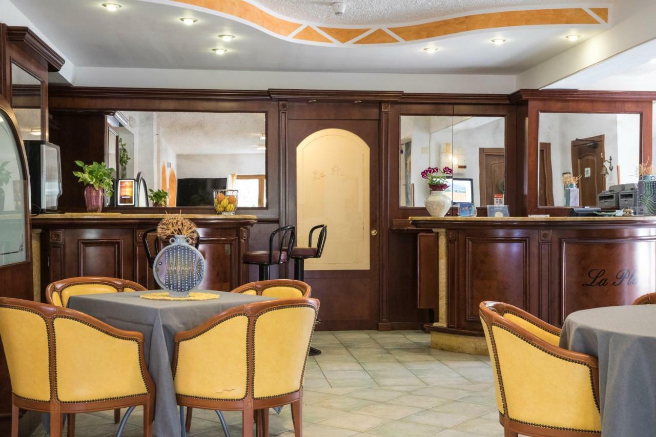 קאלה גונונה Hotel La Playa מראה חיצוני תמונה